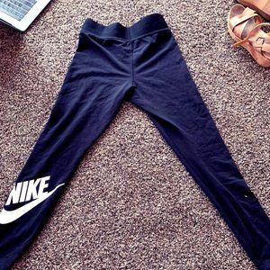 black nike leggings